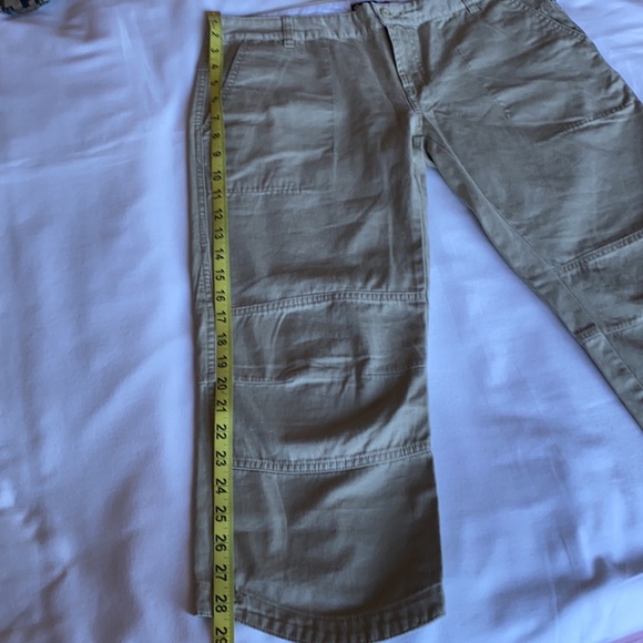 NEW Columbia Light khaki green pants cropped in US size 6. - Picture 6 of 12